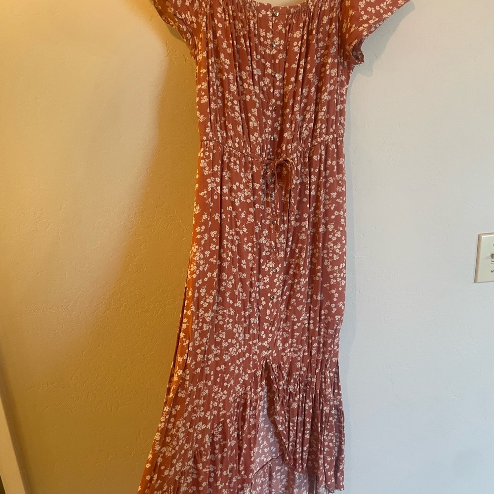 Chic Floral Maxi Dress in Rust